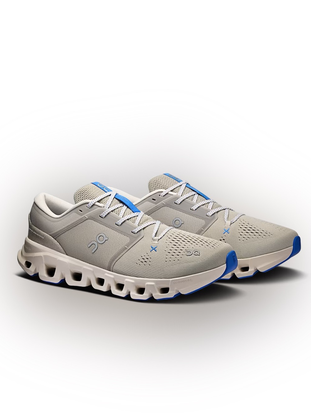 Men’s ON Cloud X5, size 8.5 *NEW in box*